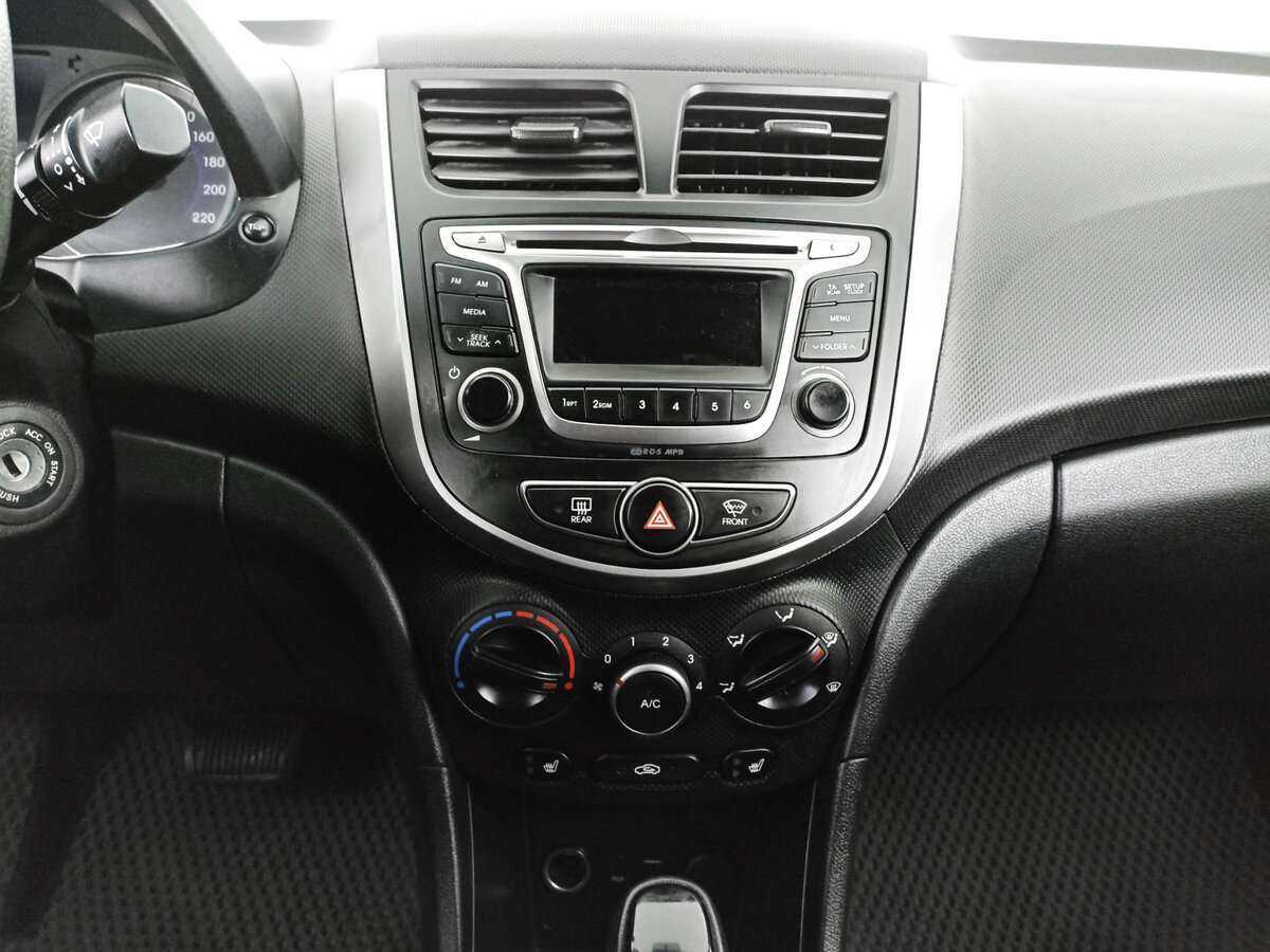 Купить Hyundai Solaris, 2015, 125 600 км.. Фото: #12