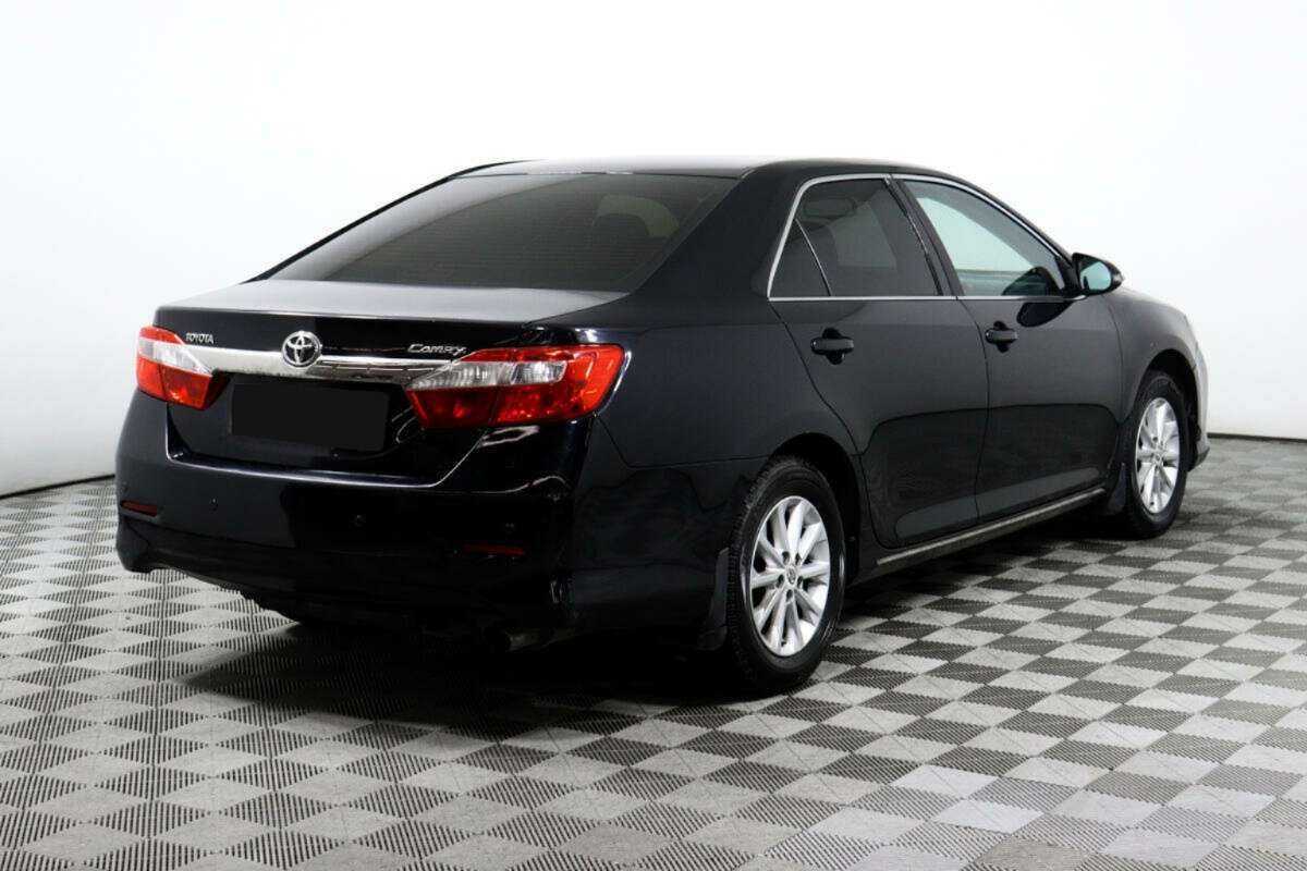 Купить Toyota Camry, 2012, 228 268 км.. Фото: #4