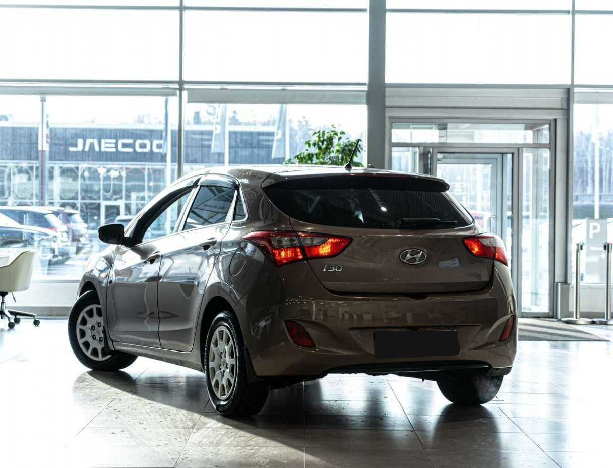 Купить Hyundai i30, 2013, 220 000 км.. Фото: #3