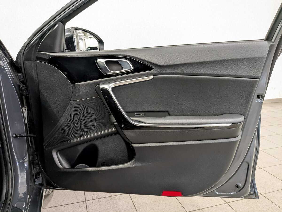 Купить Kia Ceed, 2019, 92 000 км.. Фото: #21