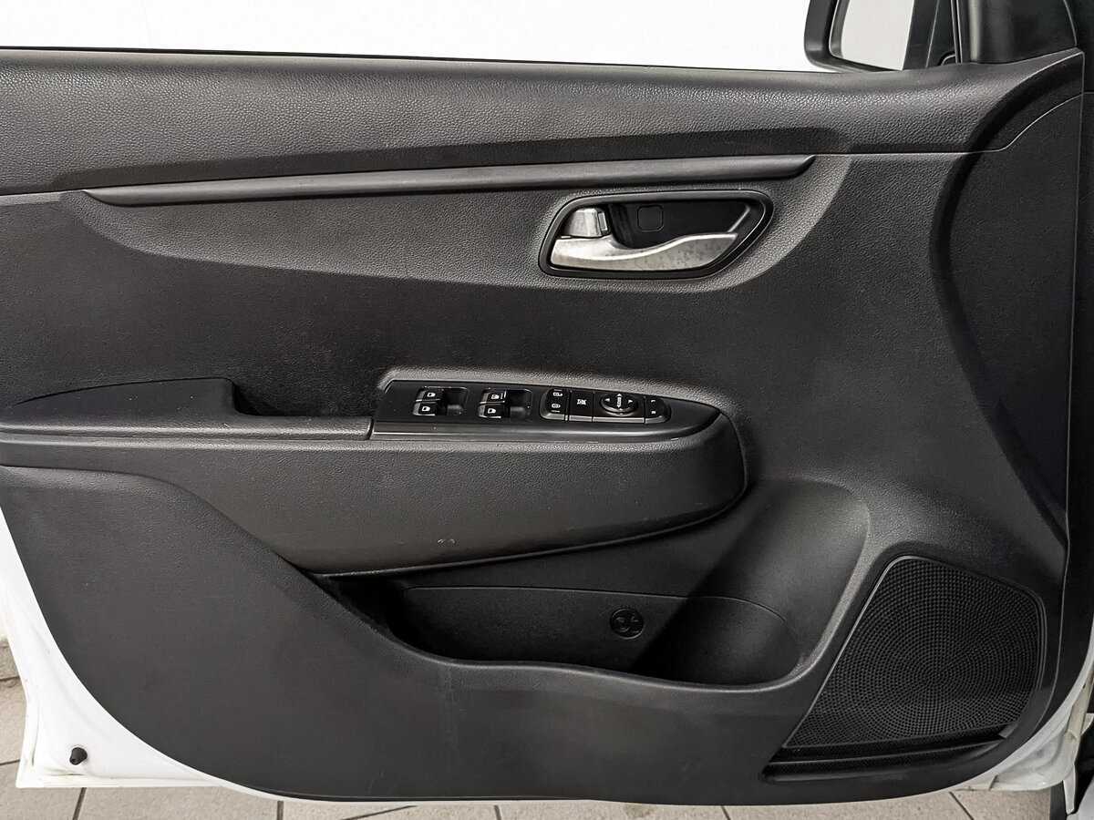 Купить Kia Rio, 2020, 176 859 км.. Фото: #17
