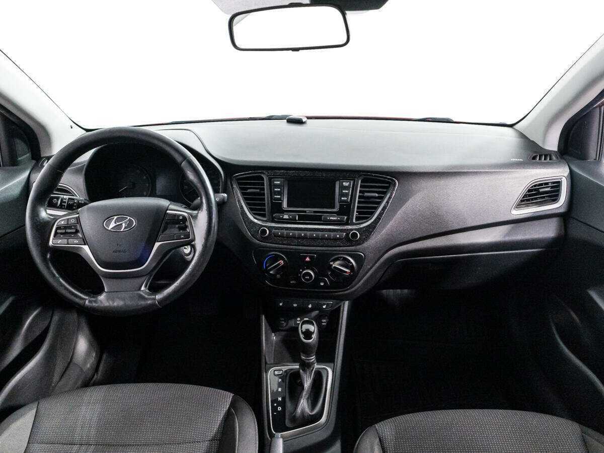 Купить Hyundai Solaris, 2018, 165 780 км.. Фото: #12