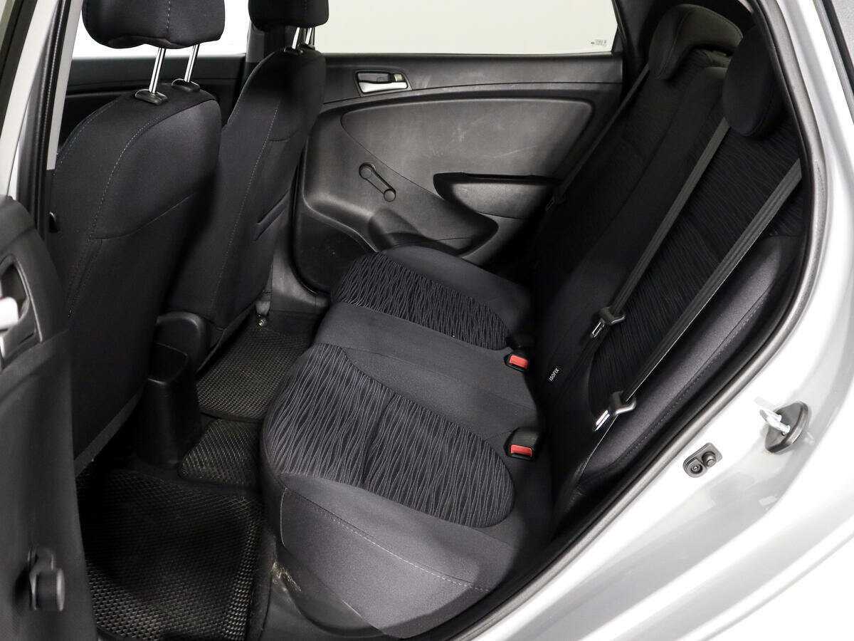 Купить Hyundai Solaris, 2016, 104 966 км.. Фото: #9