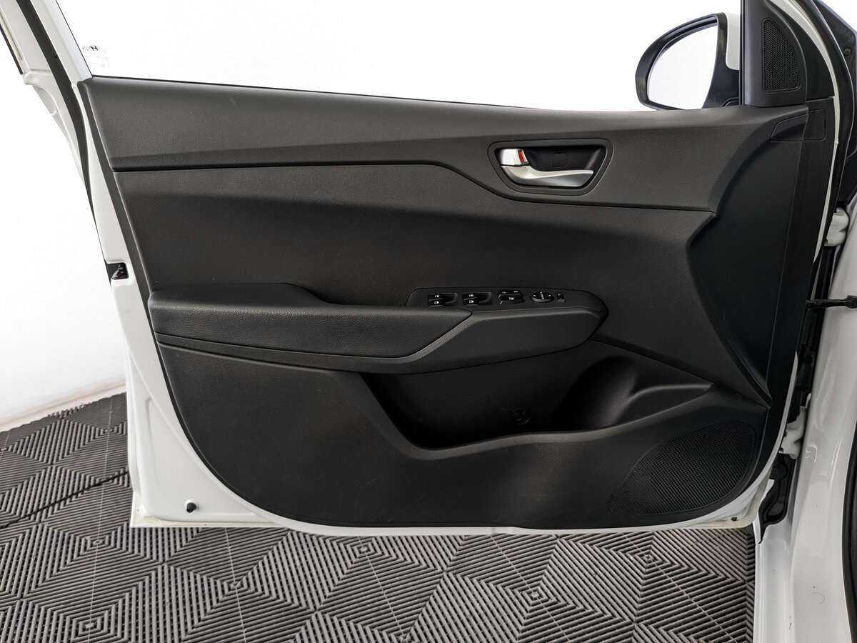 Купить Hyundai Solaris, 2020, 62 257 км.. Фото: #18