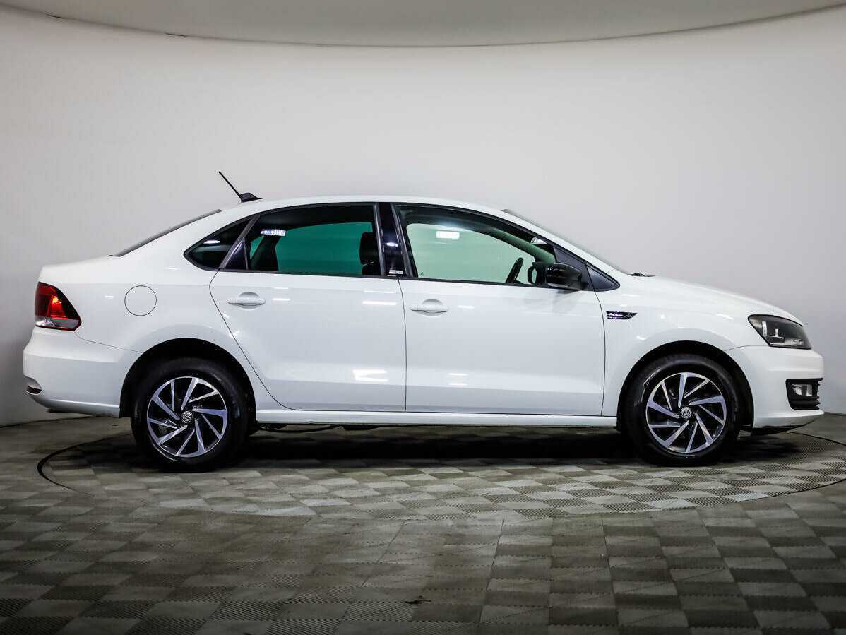 Купить Volkswagen Polo, 2017, 60 903 км.. Фото: #2