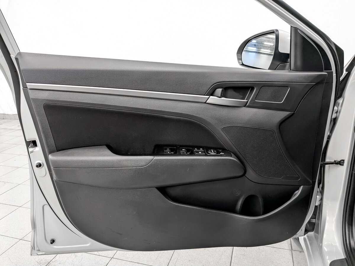 Купить Hyundai Elantra, 2017, 96 927 км.. Фото: #16