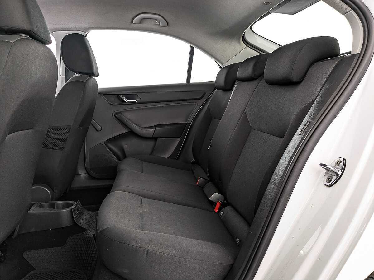 Купить Skoda Rapid, 2017, 209 187 км.. Фото: #17