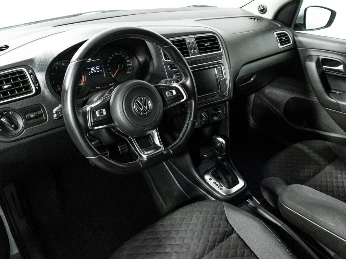 Купить Volkswagen Polo, 2018, 136 113 км.. Фото: #10