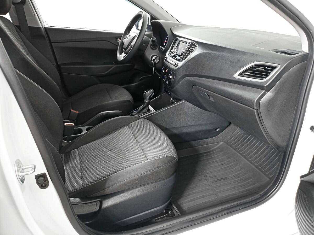 Купить Hyundai Solaris, 2017, 31 000 км.. Фото: #10