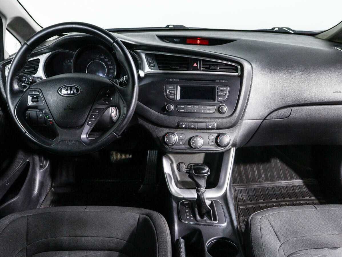 Купить Kia Ceed, 2015, 122 500 км.. Фото: #11