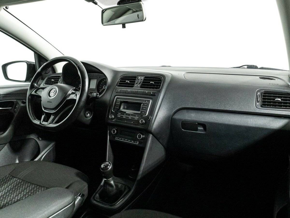 Купить Volkswagen Polo, 2017, 119 057 км.. Фото: #8