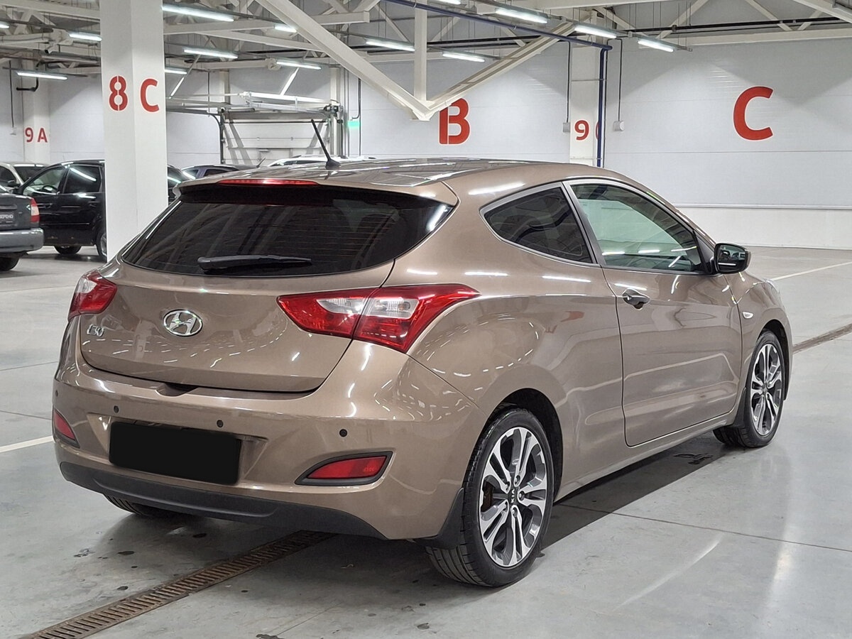 Купить Hyundai i30, 2013, 196 060 км.. Фото: #4