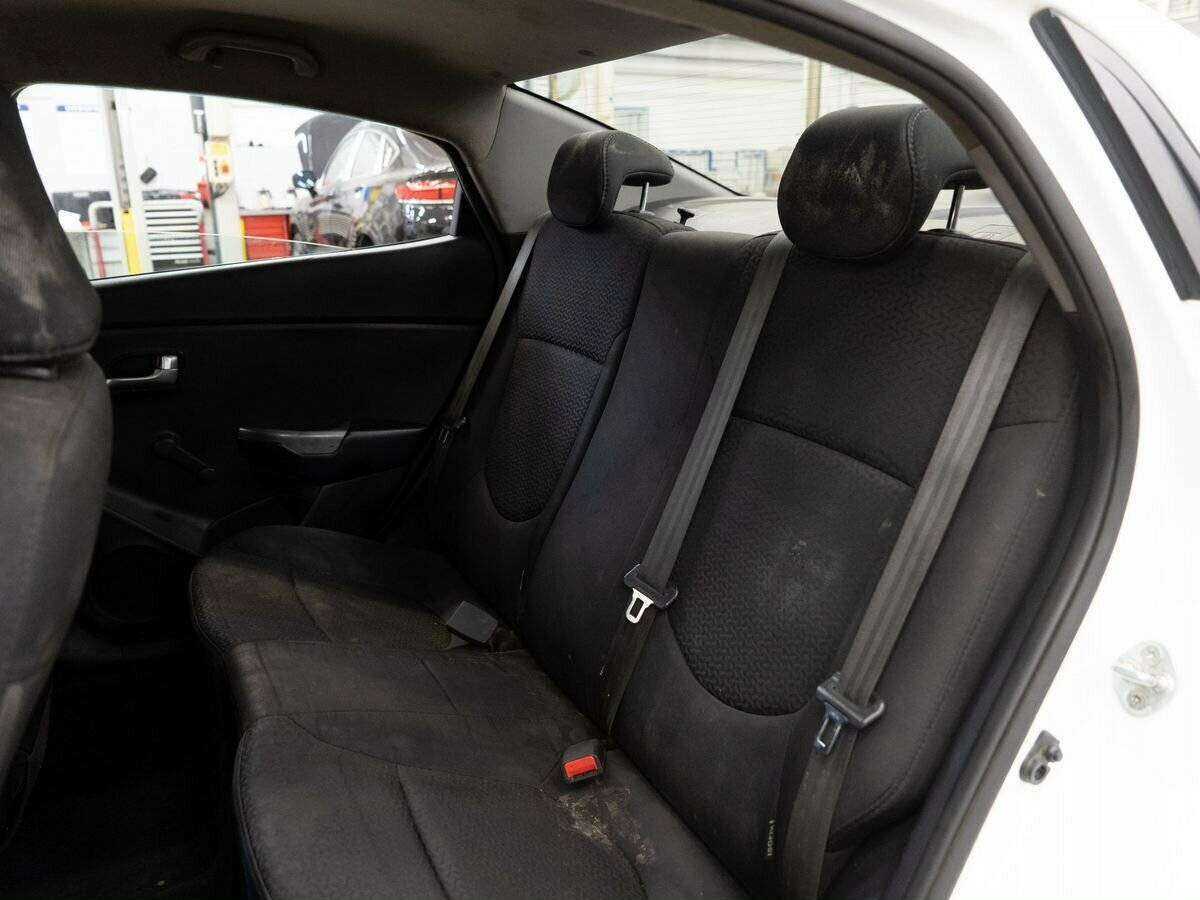 Купить Kia Rio, 2016, 196 783 км.. Фото: #6