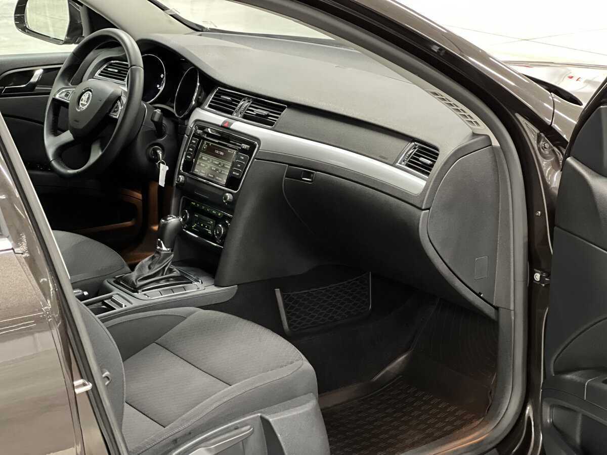 Купить Skoda Superb, 2013, 151 701 км.. Фото: #10