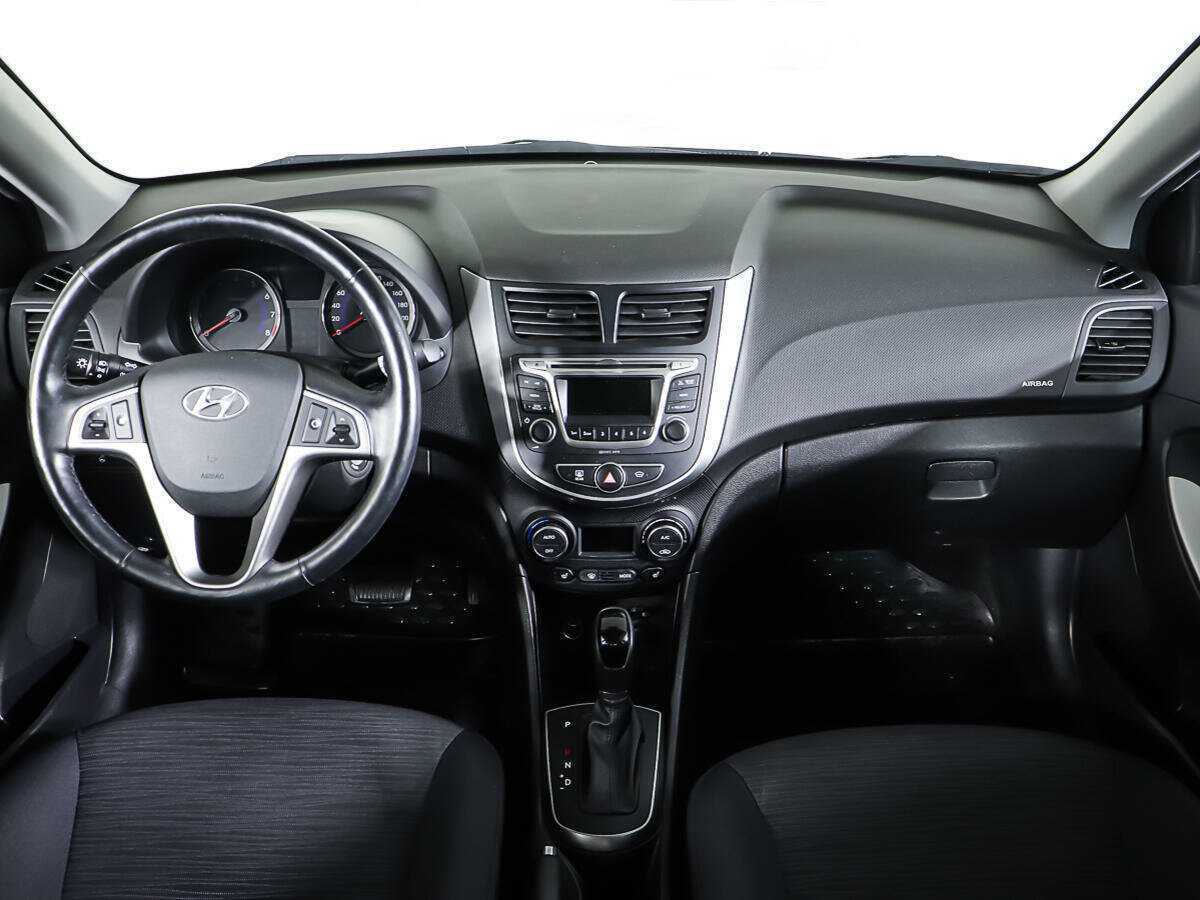 Купить Hyundai Solaris, 2016, 39 014 км.. Фото: #10