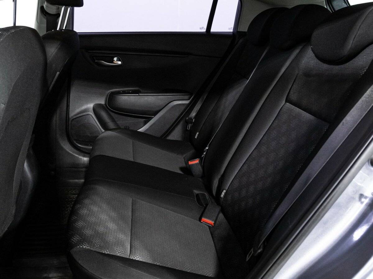 Купить Kia Rio, 2018, 181 565 км.. Фото: #9