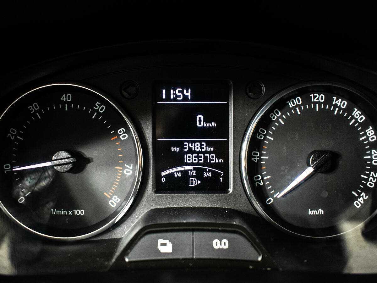 Купить Skoda Rapid, 2014, 186 376 км.. Фото: #10