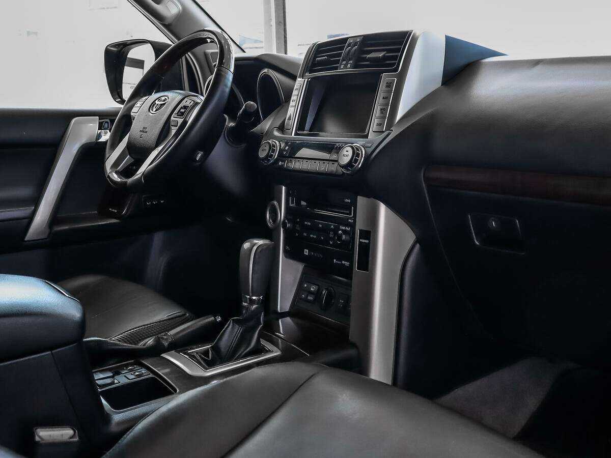 Купить Toyota Land Cruiser Prado, 2012, 332 223 км.. Фото: #13