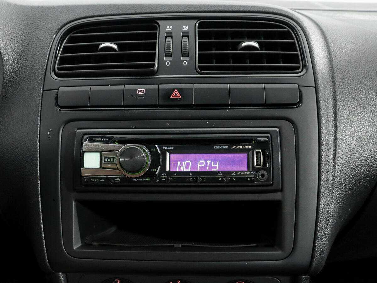 Купить Volkswagen Polo, 2018, 220 998 км.. Фото: #10