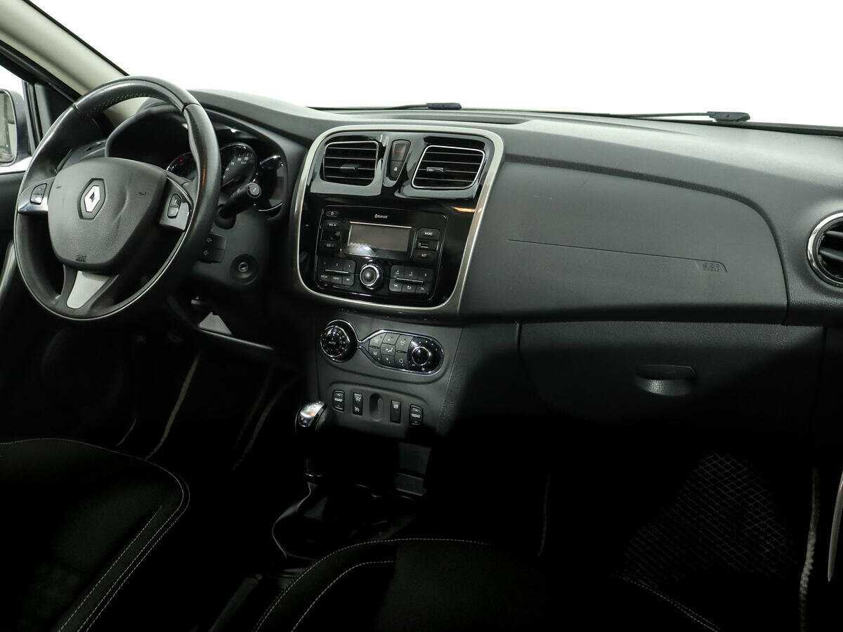 Купить Renault Sandero, 2017, 81 661 км.. Фото: #9