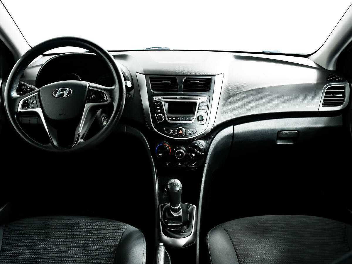 Купить Hyundai Solaris, 2016, 241 408 км.. Фото: #10
