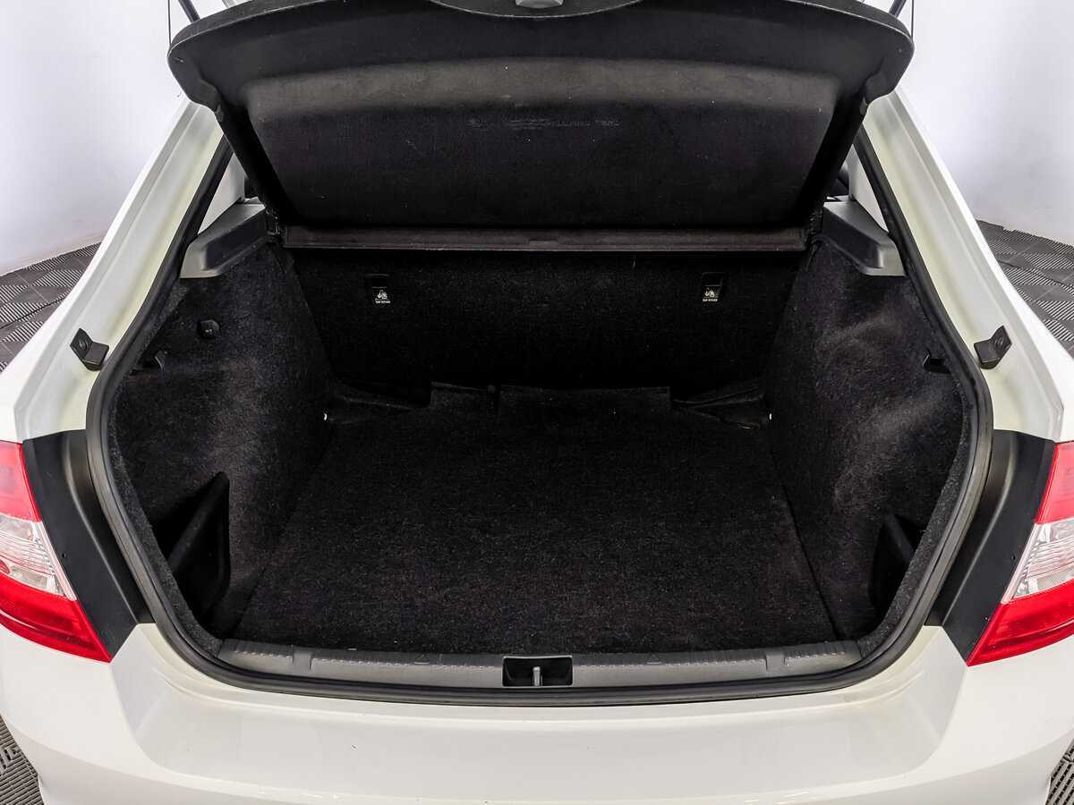 Купить Skoda Rapid, 2017, 110 902 км.. Фото: #9