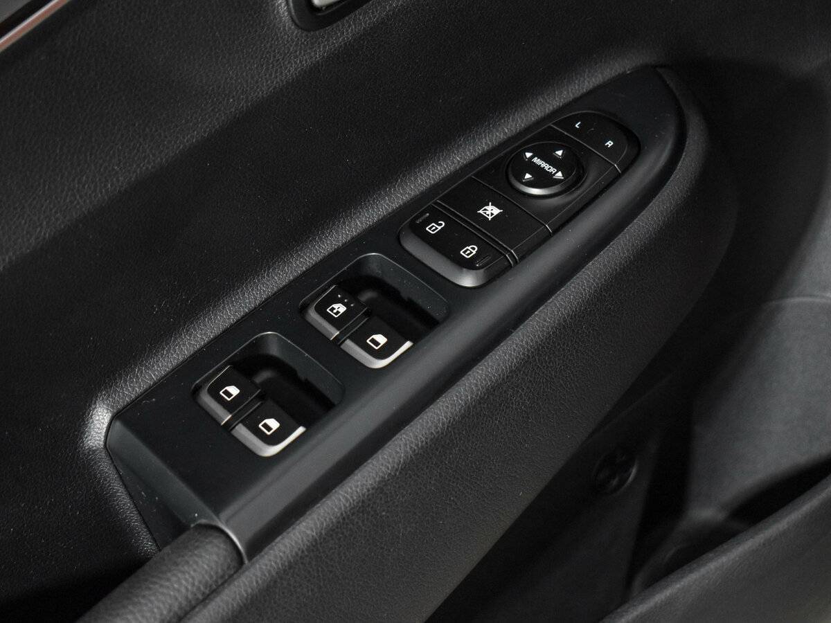 Купить Kia Rio, 2018, 139 810 км.. Фото: #9