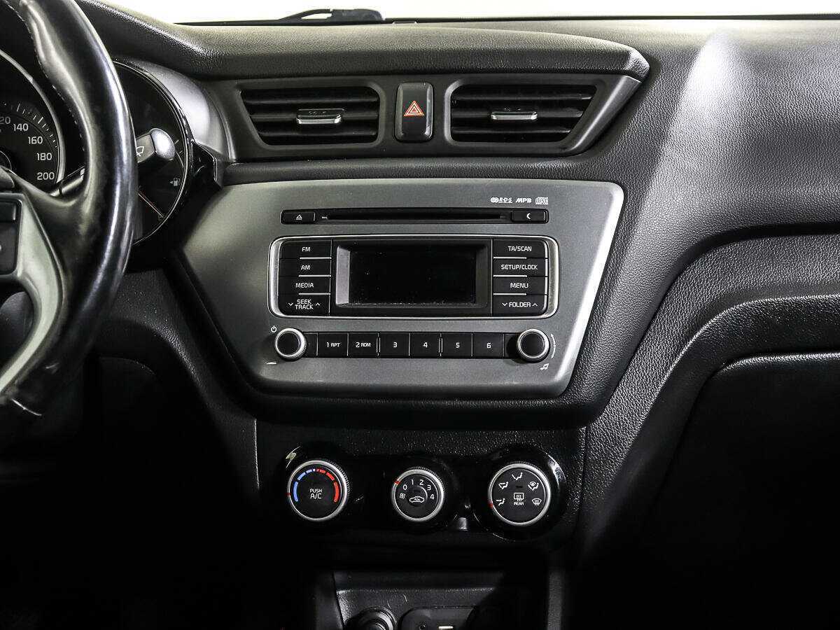 Купить Kia Rio, 2016, 66 181 км.. Фото: #11