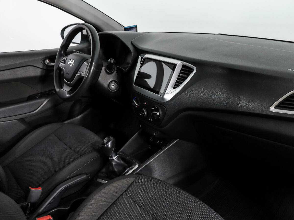 Купить Hyundai Solaris, 2018, 124 111 км.. Фото: #9