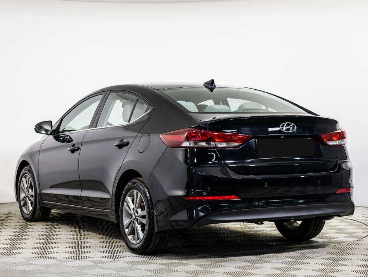 Купить Hyundai Elantra, 2018, 109 281 км.. Фото: #5