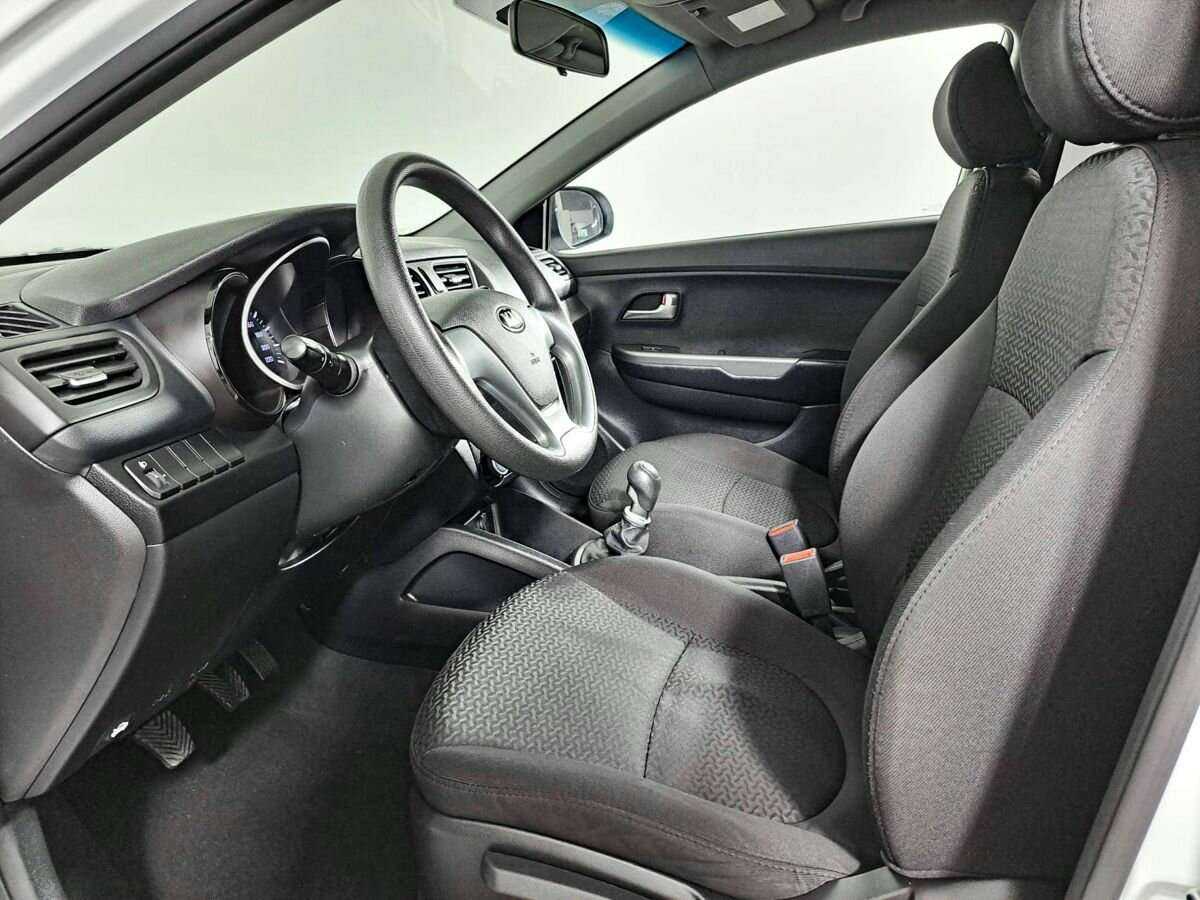Купить Kia Rio, 2016, 66 331 км.. Фото: #13