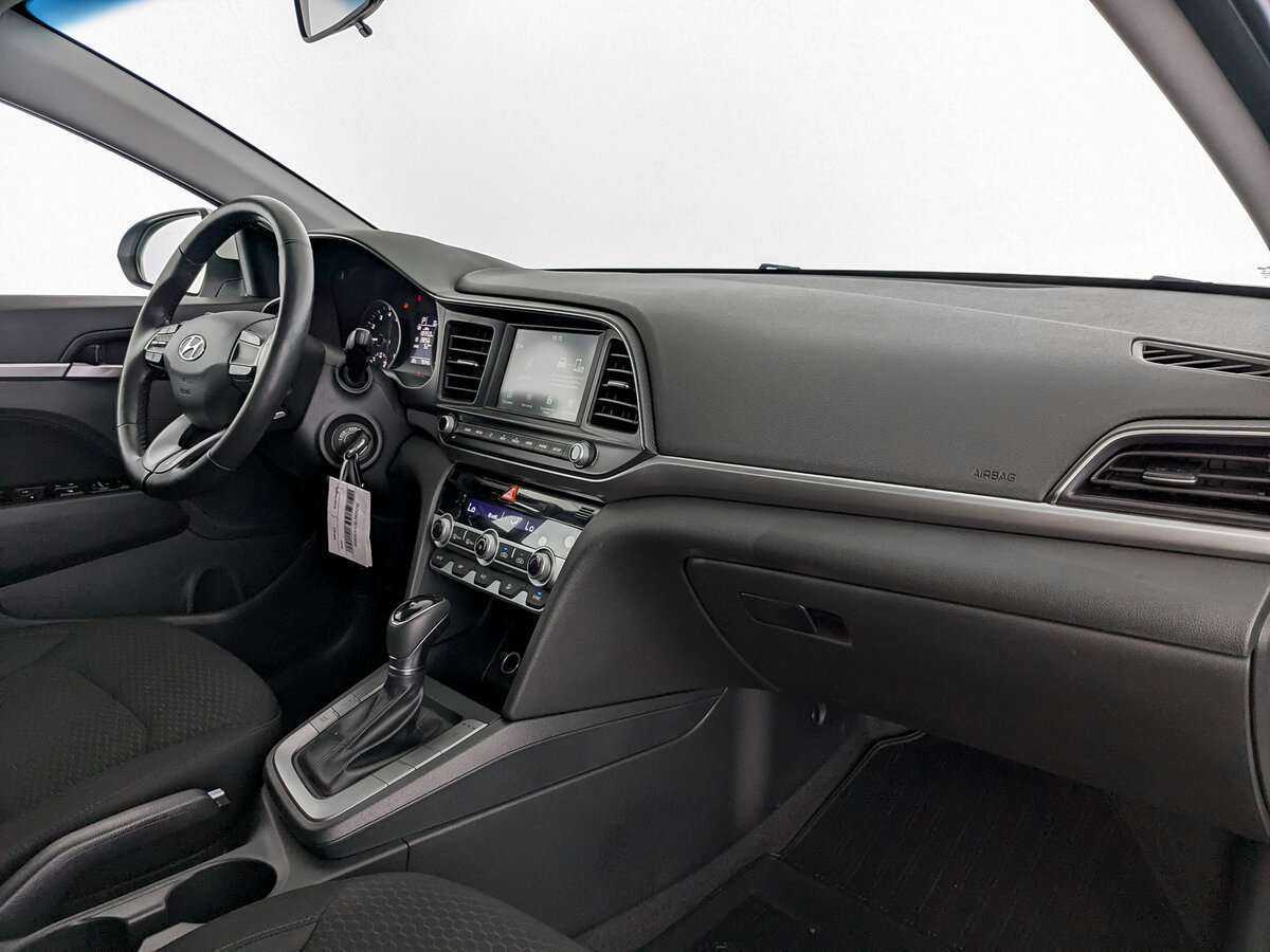 Купить Hyundai Elantra, 2020, 75 339 км.. Фото: #8
