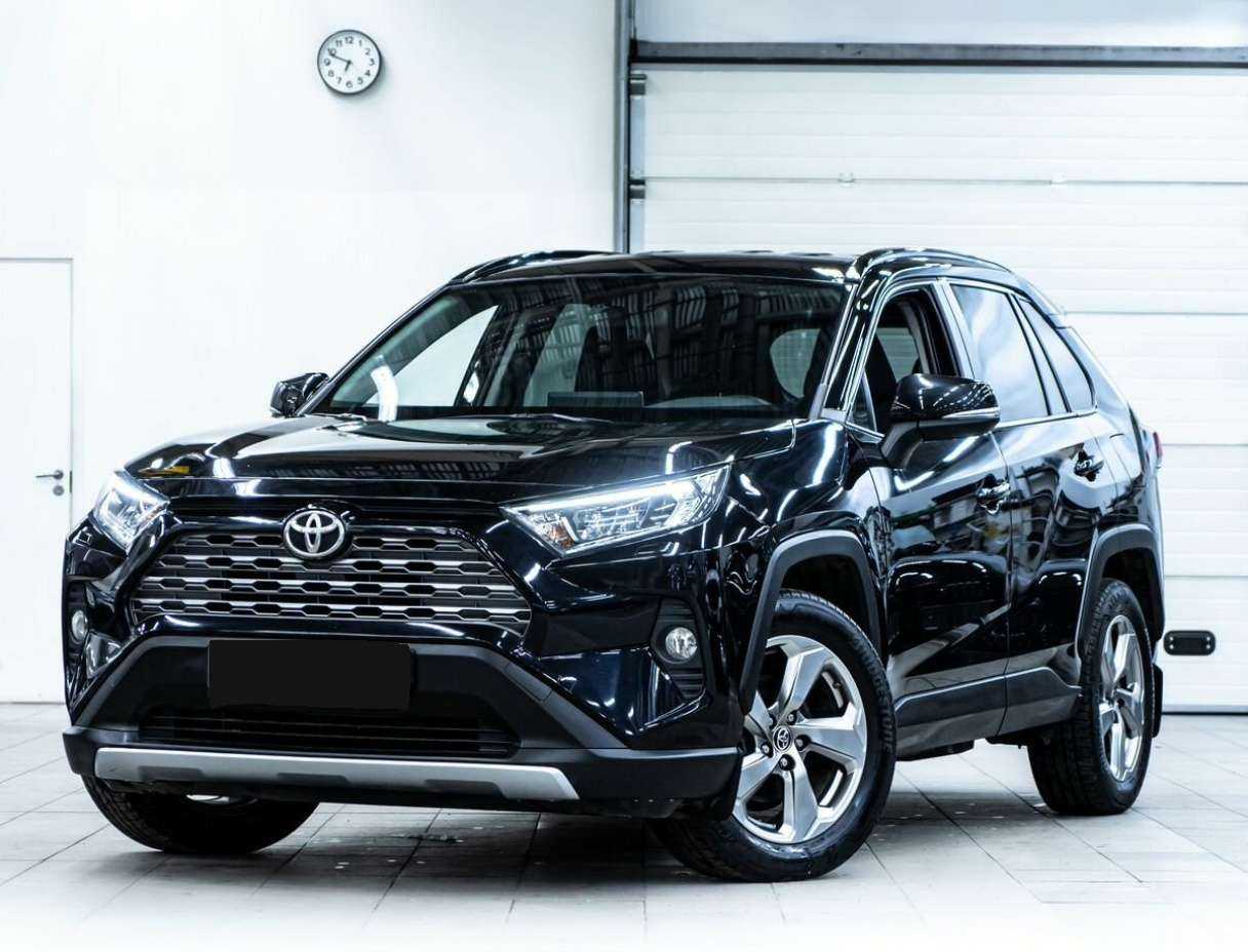 Купить Toyota RAV4, 2019, 47 000 км.. Фото: #0