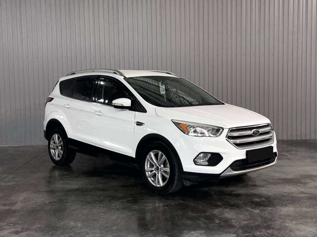 Купить Ford Kuga, 2017, 120 231 км.. Фото: #2