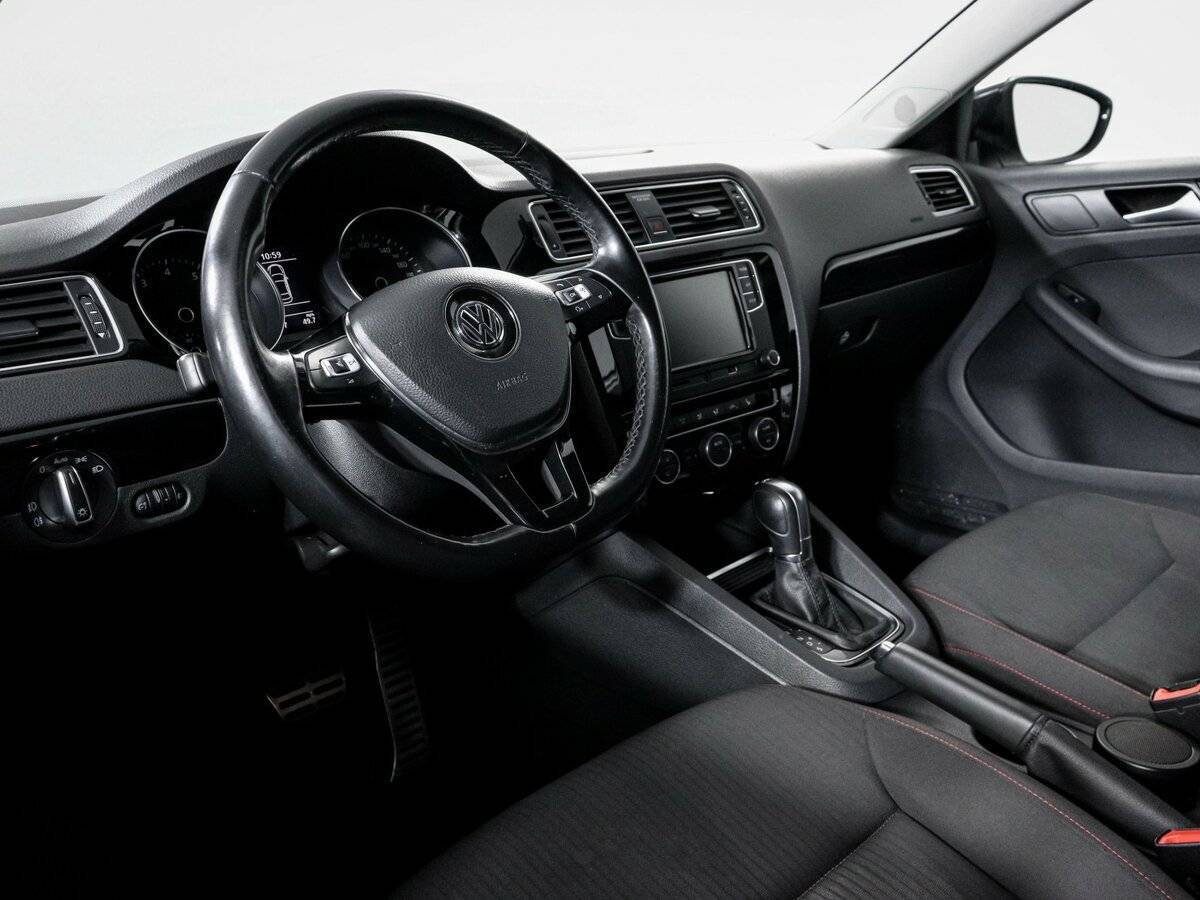 Купить Volkswagen Jetta, 2017, 68 475 км.. Фото: #13