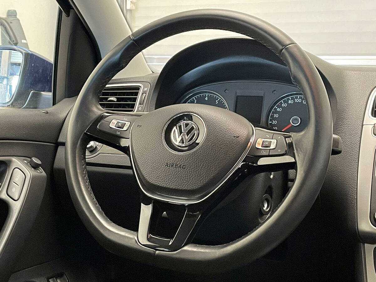 Купить Volkswagen Polo, 2018, 39 212 км.. Фото: #9