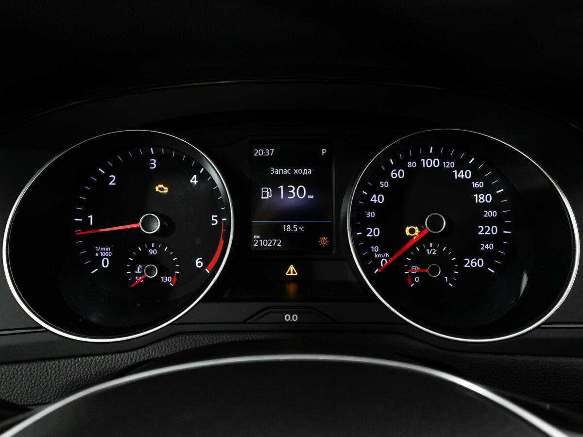 Купить Volkswagen Passat, 2017, 210 270 км.. Фото: #11