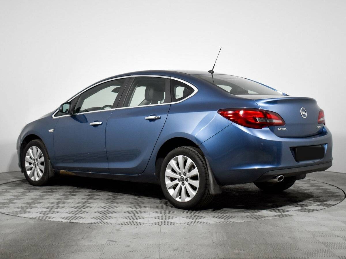 Купить Opel Astra, 2013, 210 797 км.. Фото: #5