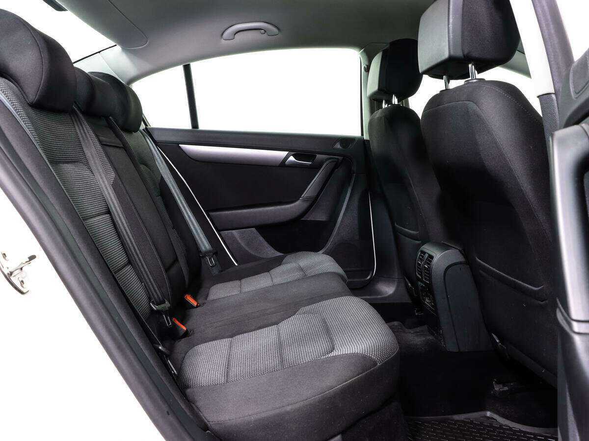 Купить Volkswagen Passat, 2014, 140 700 км.. Фото: #12