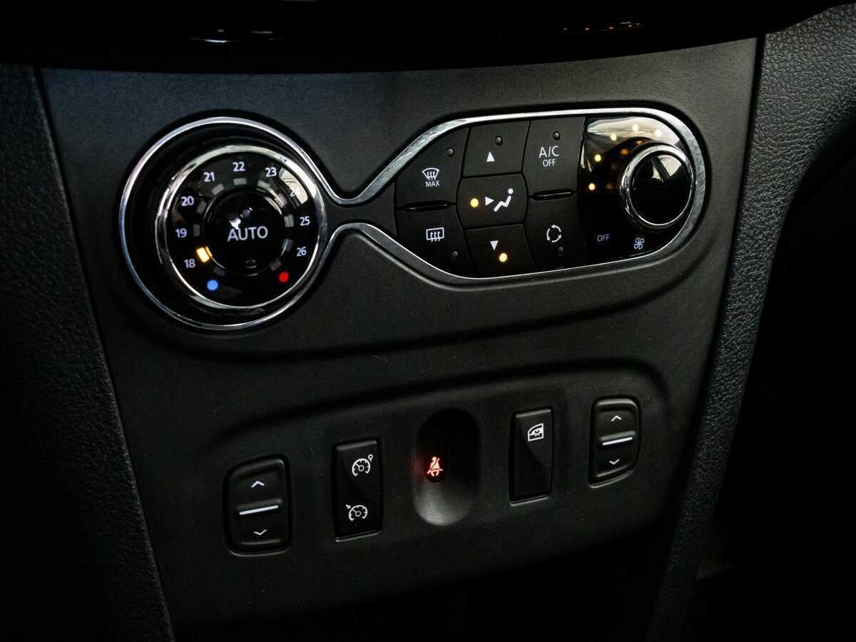 Купить Renault Sandero, 2018, 76 672 км.. Фото: #9