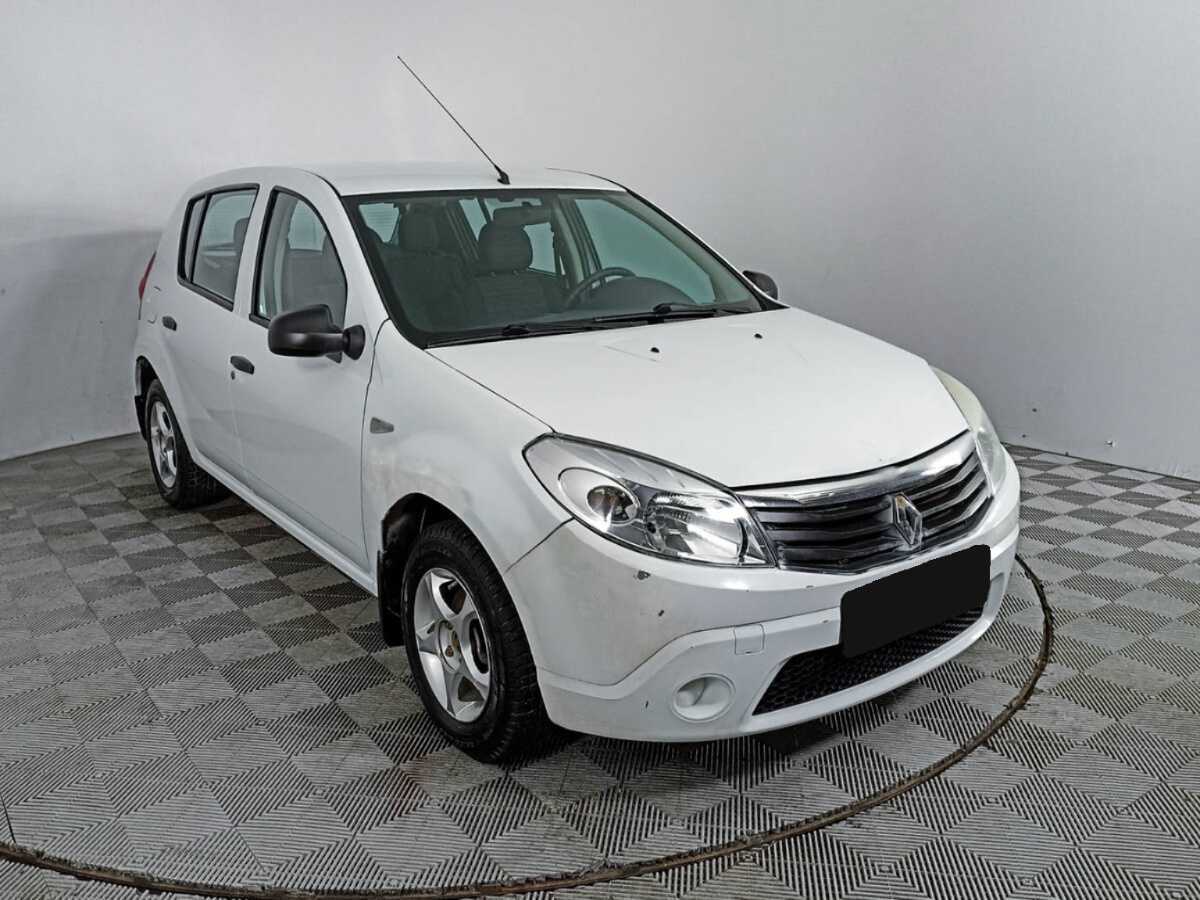 Купить Renault Sandero, 2014, 64 239 км.. Фото: #2