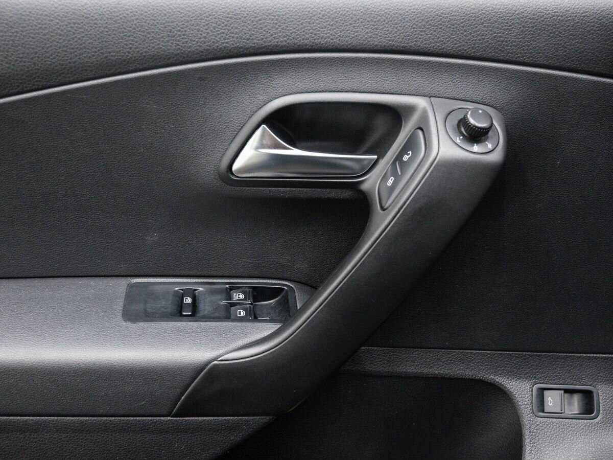 Купить Volkswagen Polo, 2014, 184 000 км.. Фото: #15