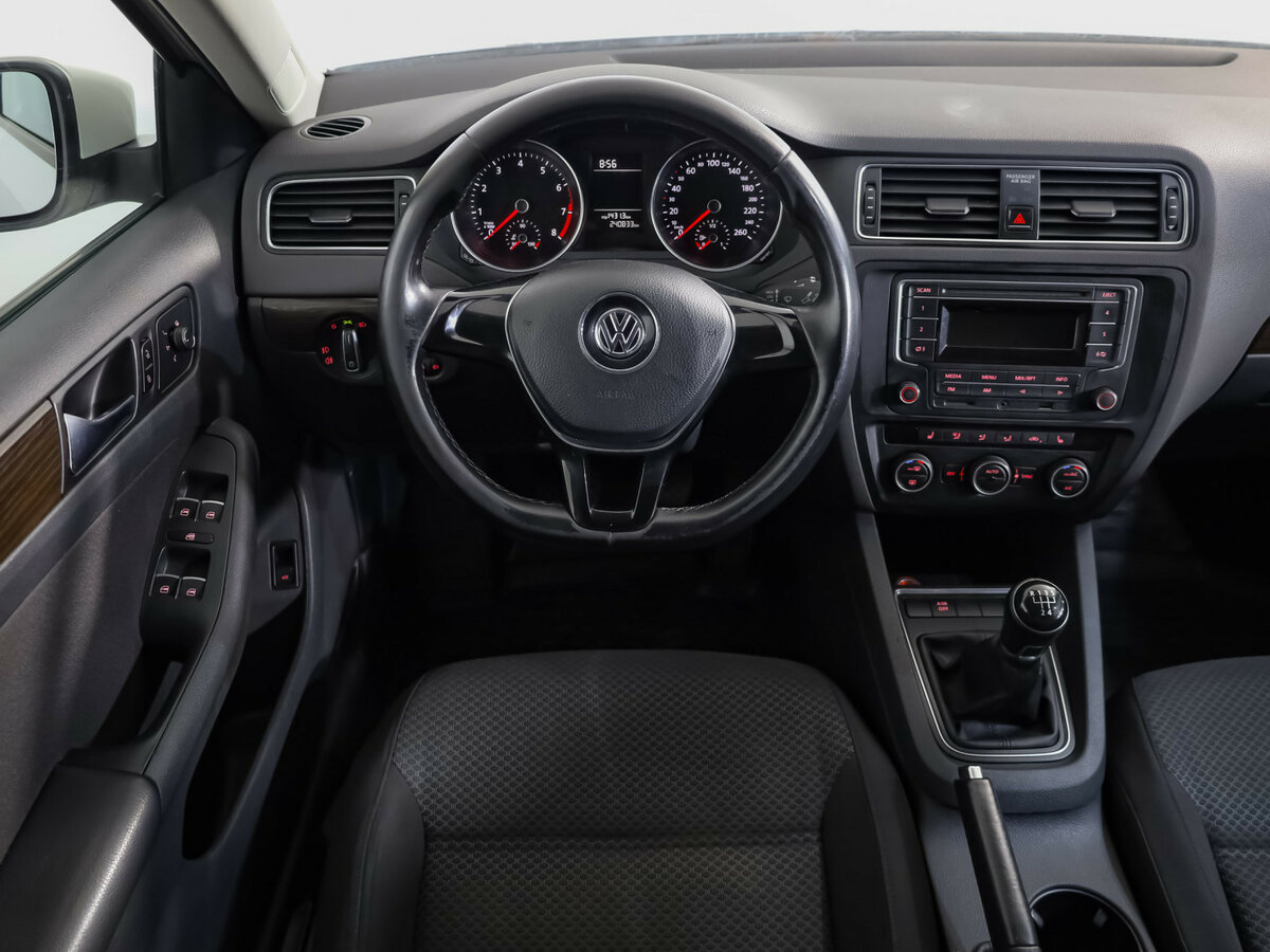 Купить Volkswagen Jetta, 2015, 240 831 км.. Фото: #8