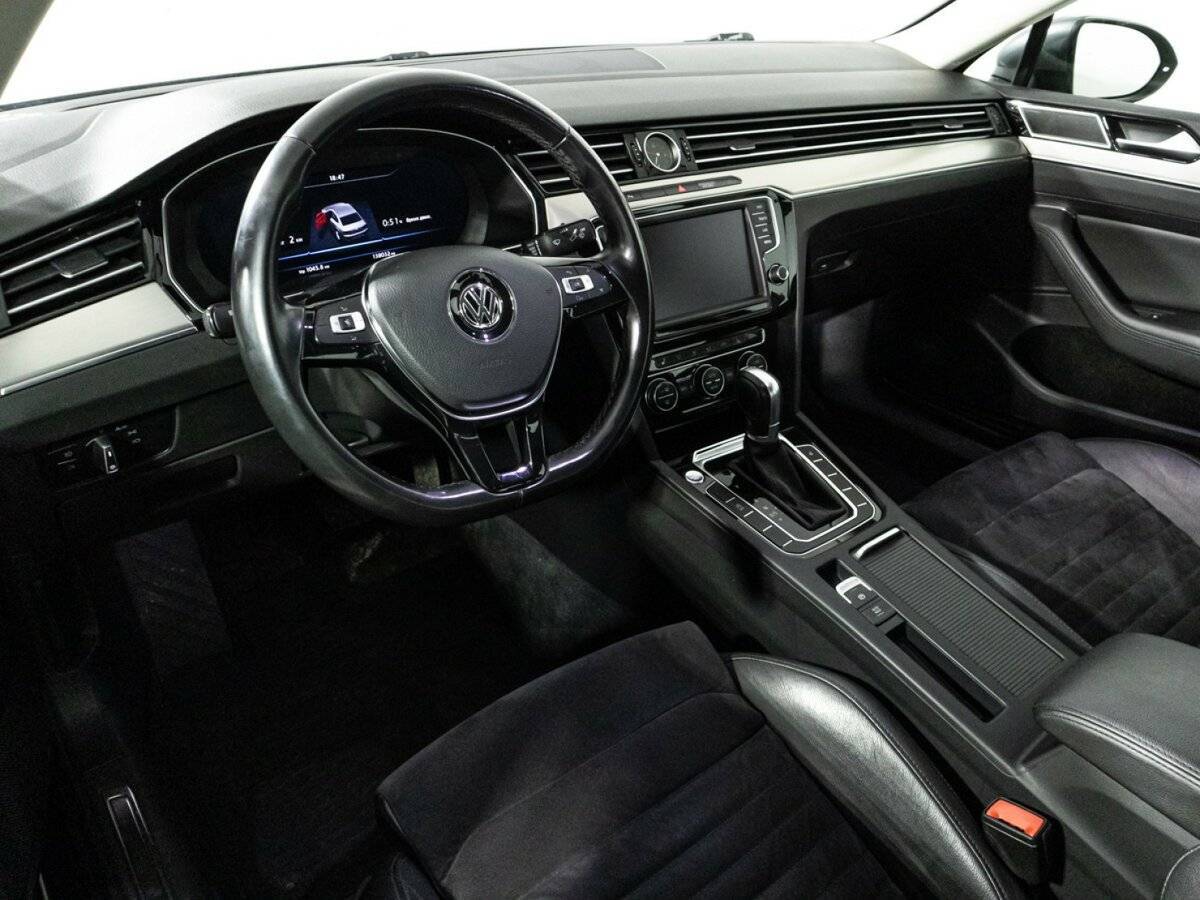 Купить Volkswagen Passat, 2017, 138 028 км.. Фото: #10