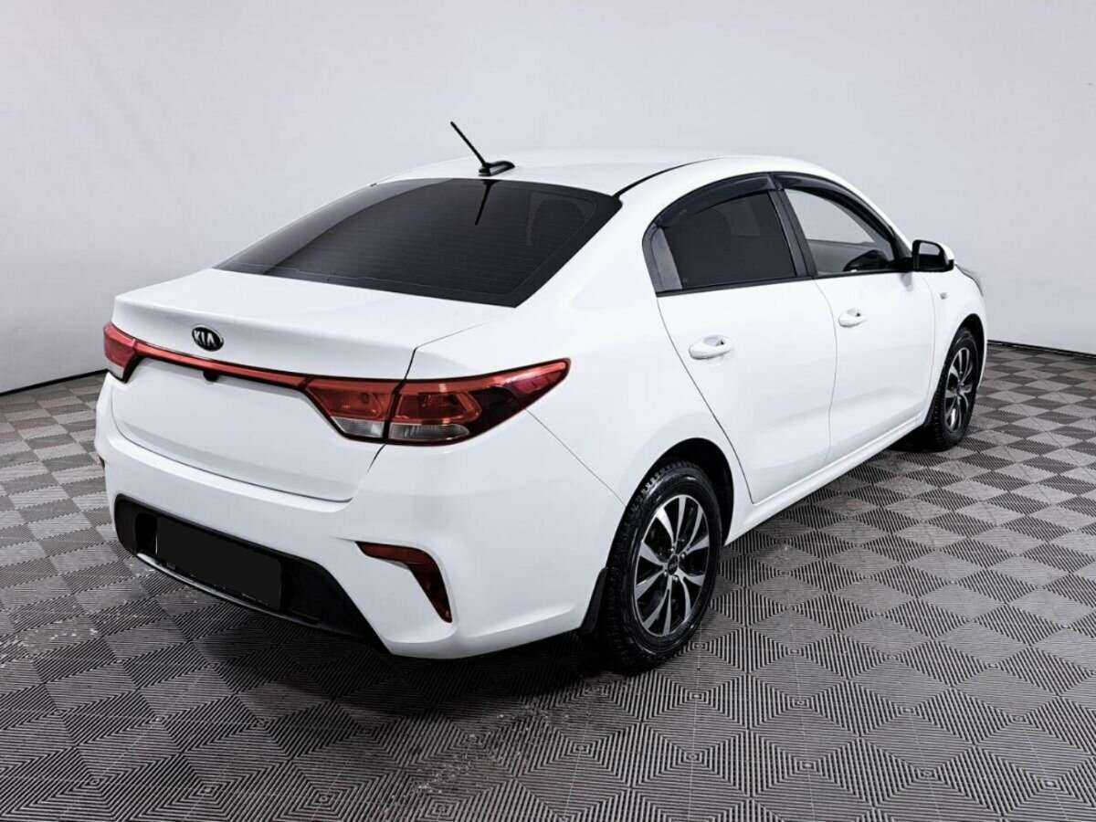 Купить Kia Rio, 2017, 41 636 км.. Фото: #4
