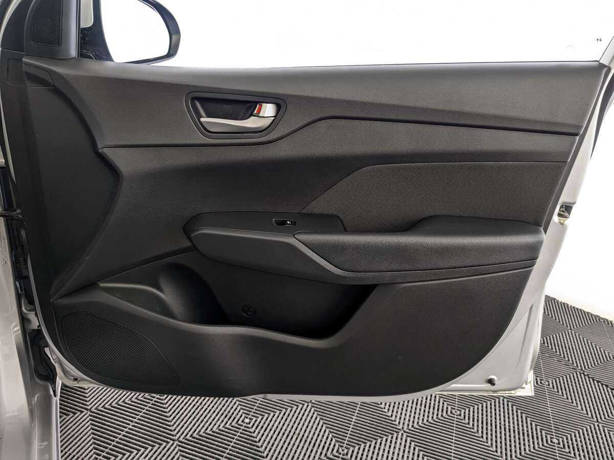 Купить Hyundai Solaris, 2018, 86 879 км.. Фото: #20