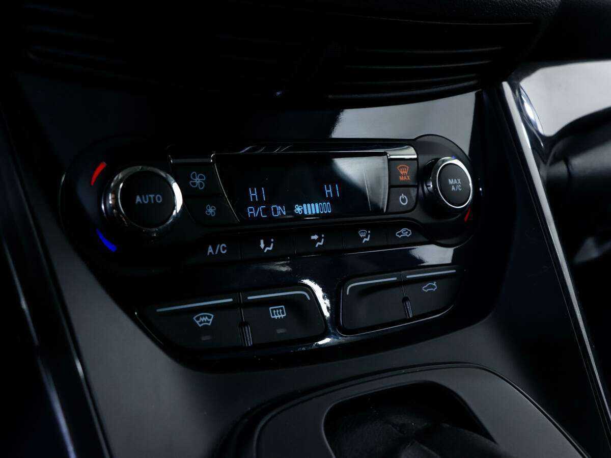 Купить Ford Kuga, 2013, 117 012 км.. Фото: #10