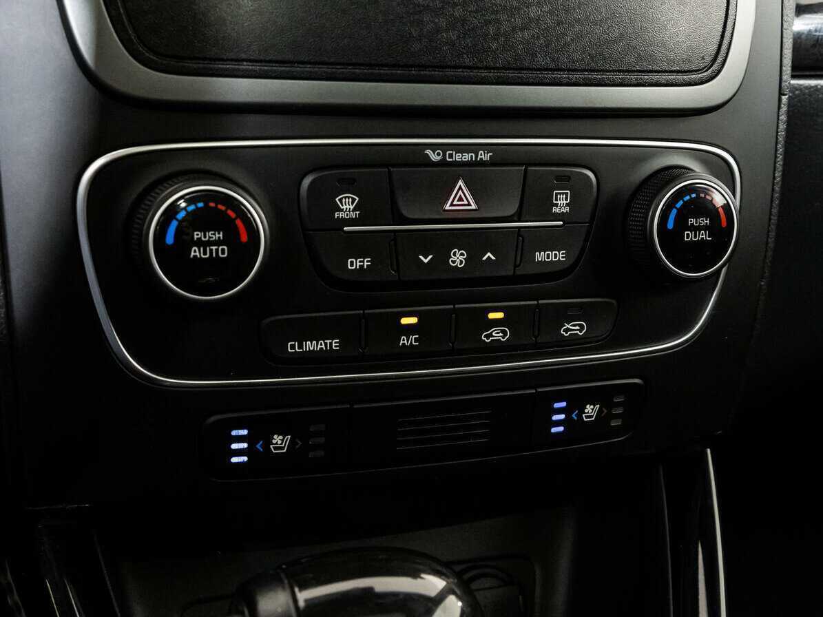 Купить Kia Sorento, 2015, 99 209 км.. Фото: #14