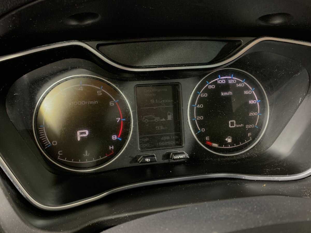 Купить Geely Emgrand X7, 2020, 196 245 км.. Фото: #14