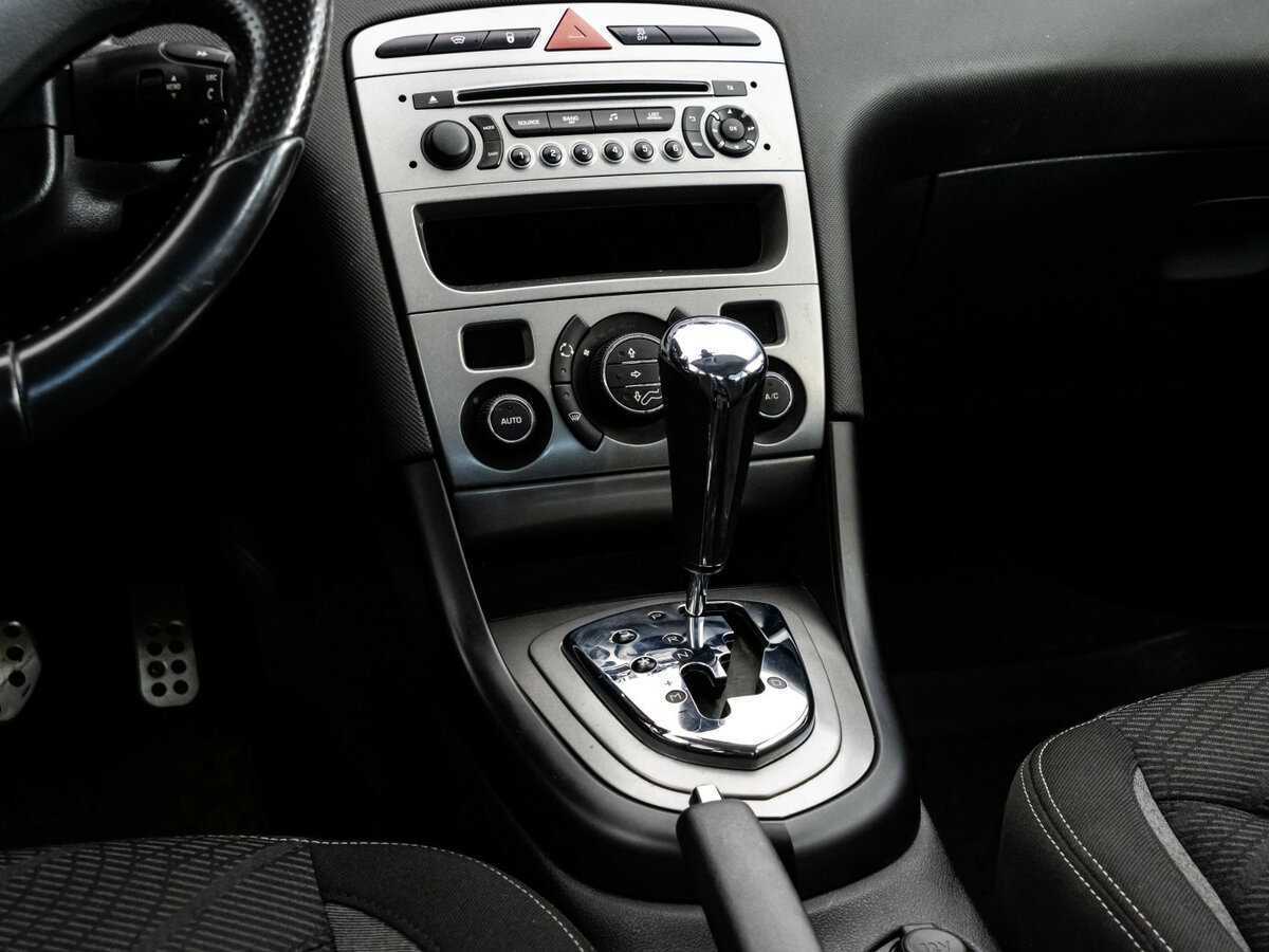 Купить Peugeot 408, 2016, 119 857 км.. Фото: #9